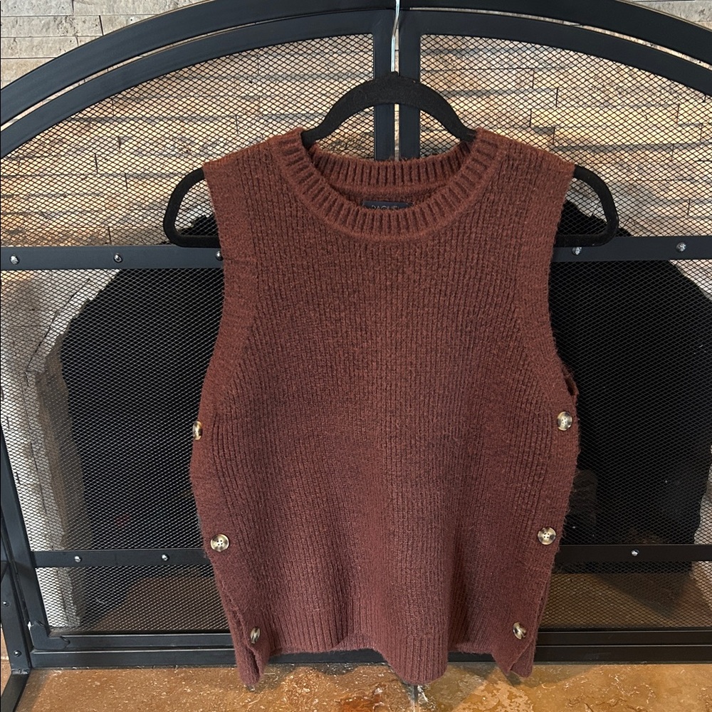 Rachel Zoe Brown Sleeveless Knit Button-Side Sweater Vest